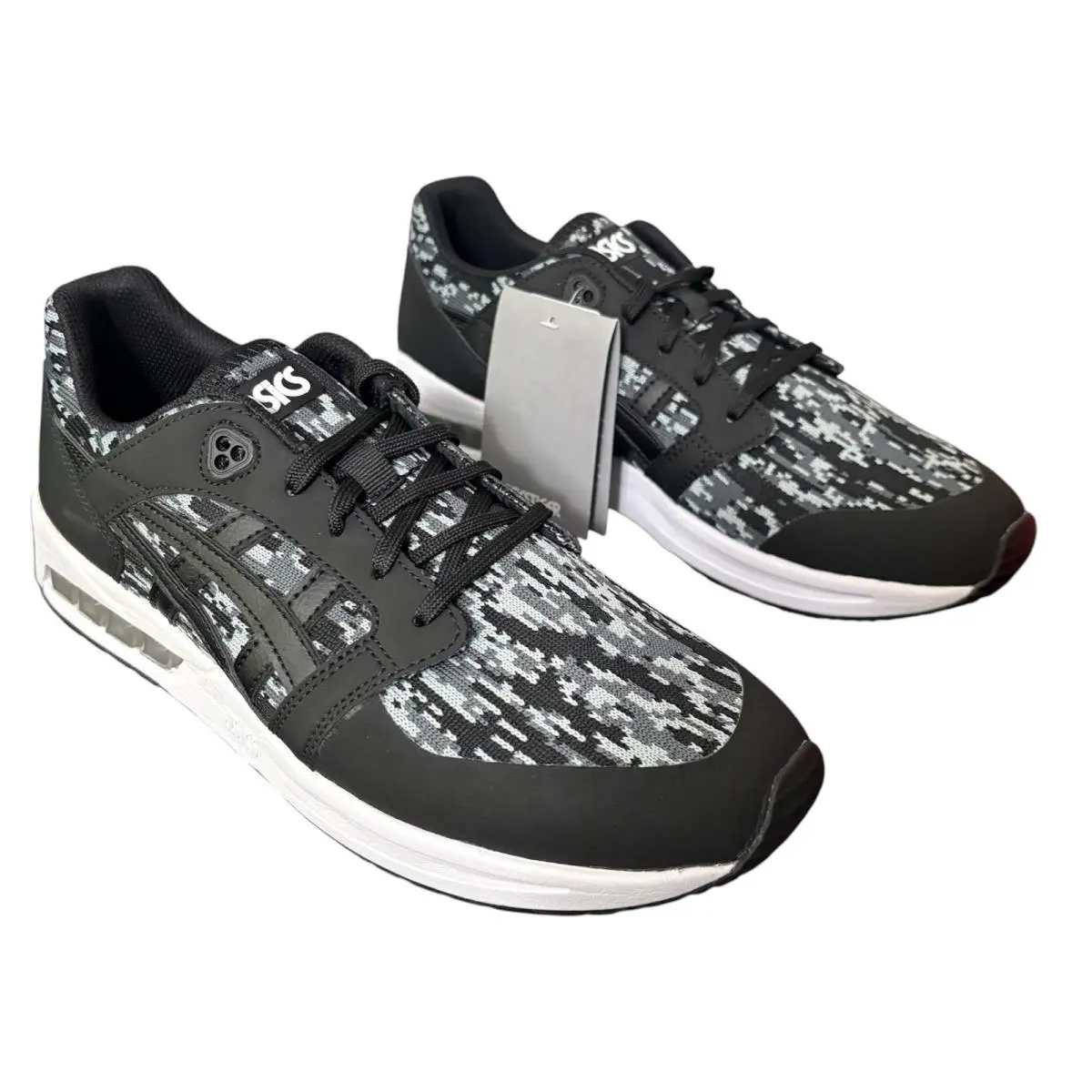Asics shoes - ASICS Gel Saga - Gel Saga - 1191A188-020 - Black 1