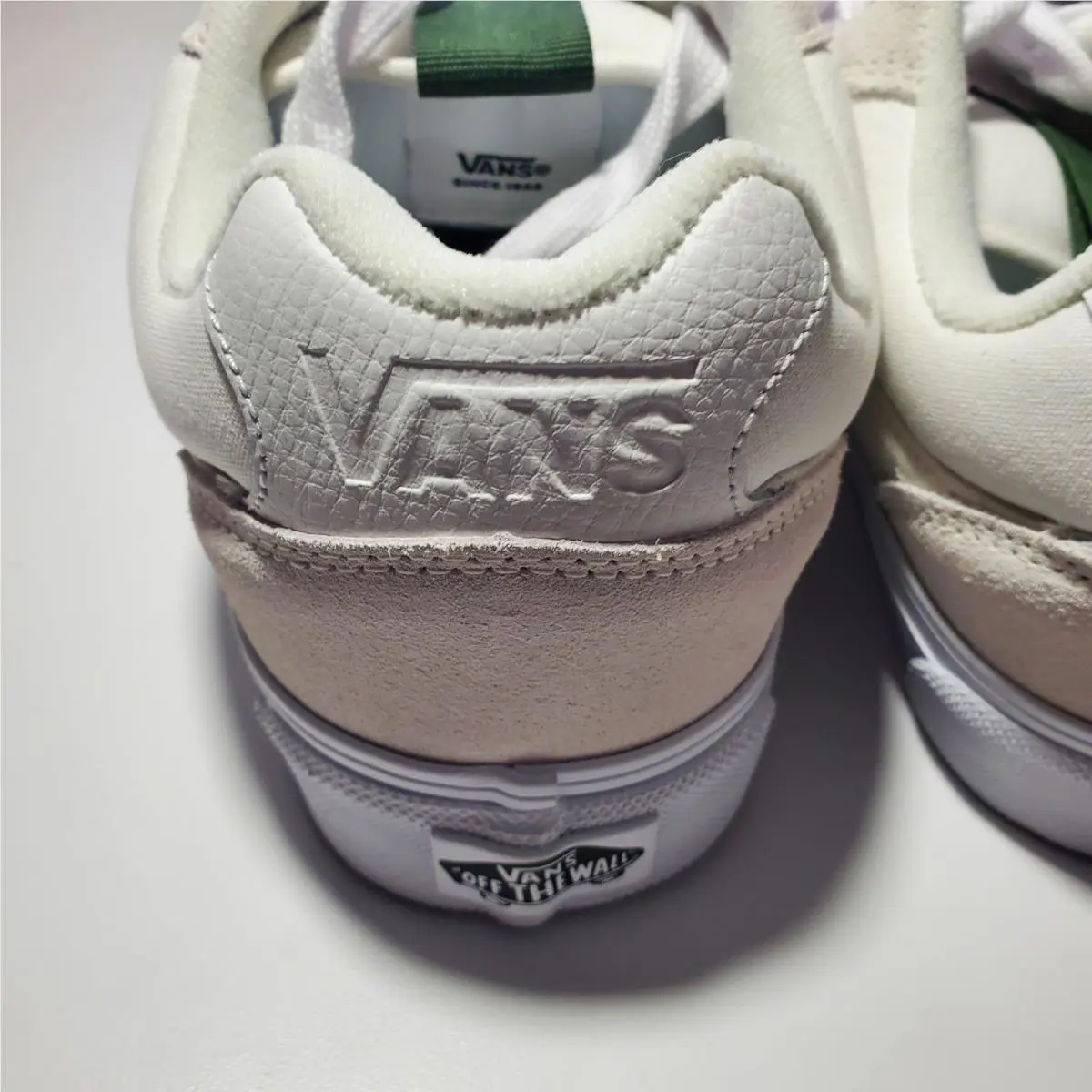 Vans shoes - VANS Chukka - Chukka - White 4