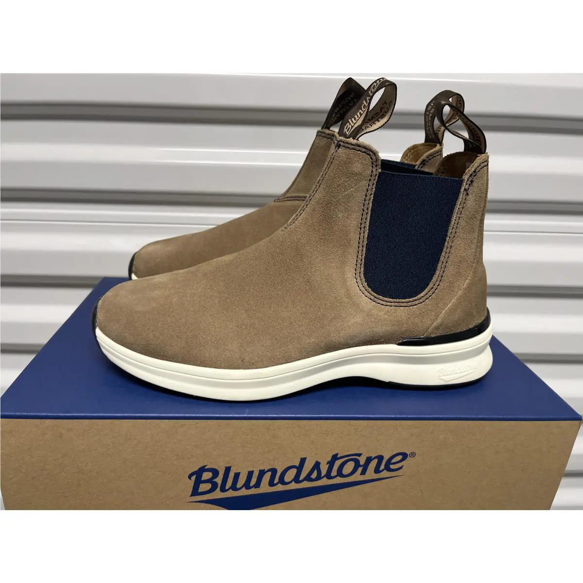 Blundstone shoes - Blundstone 2146 Elastic Sided Suede Chelsea Boot - 2146 - Beige 0