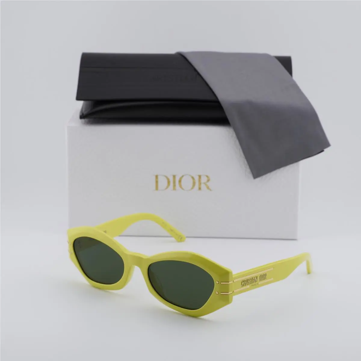Dior Diorsignature B1U 66C0 Shiny Yellow/green 55-20-135 Sunglasses