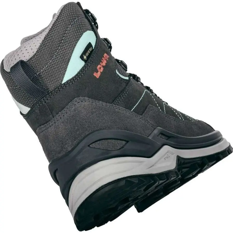 Lowa shoes - Black 3