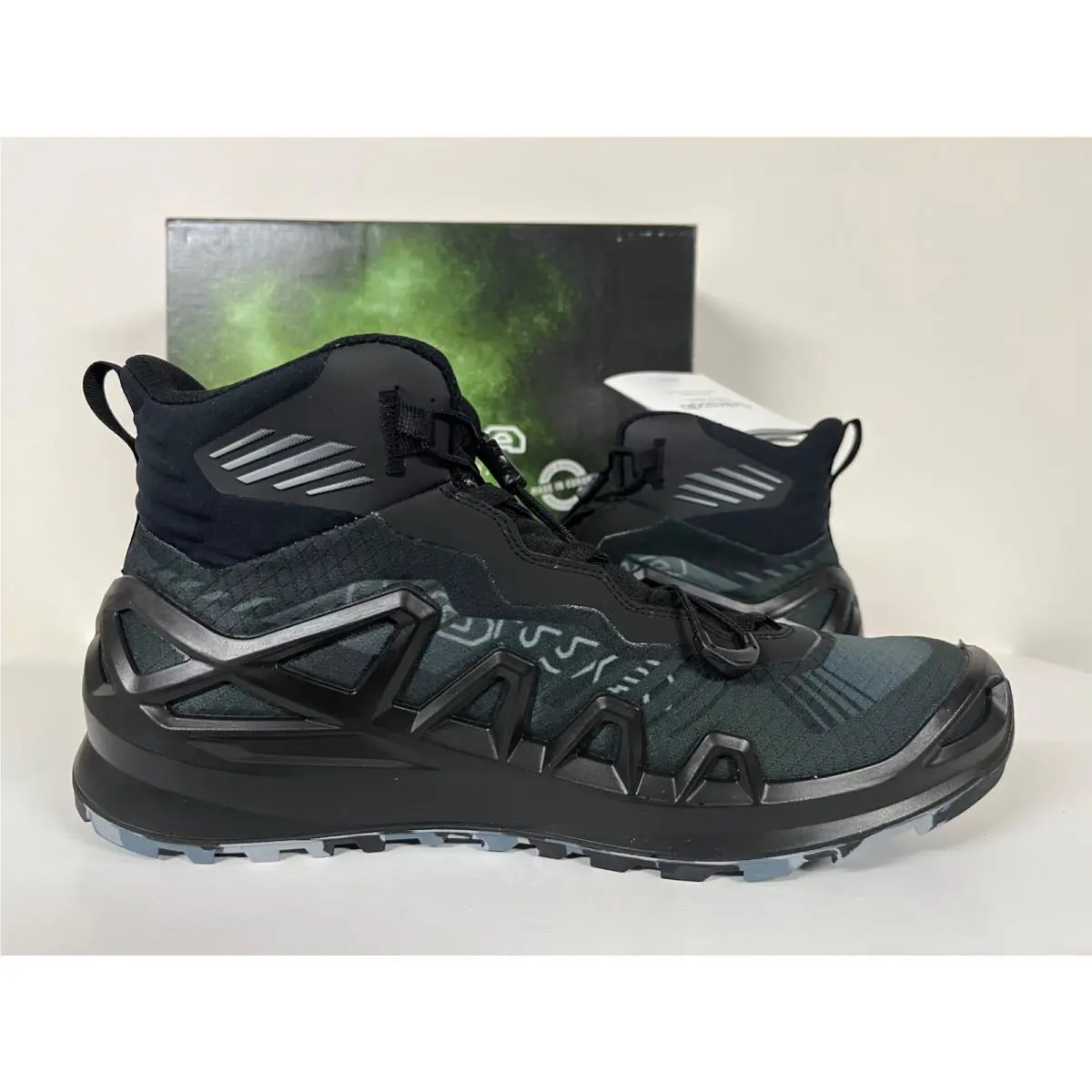Lowa shoes - LOWA Merger GTX Mid Hiking Boots - 310430 - Black 10