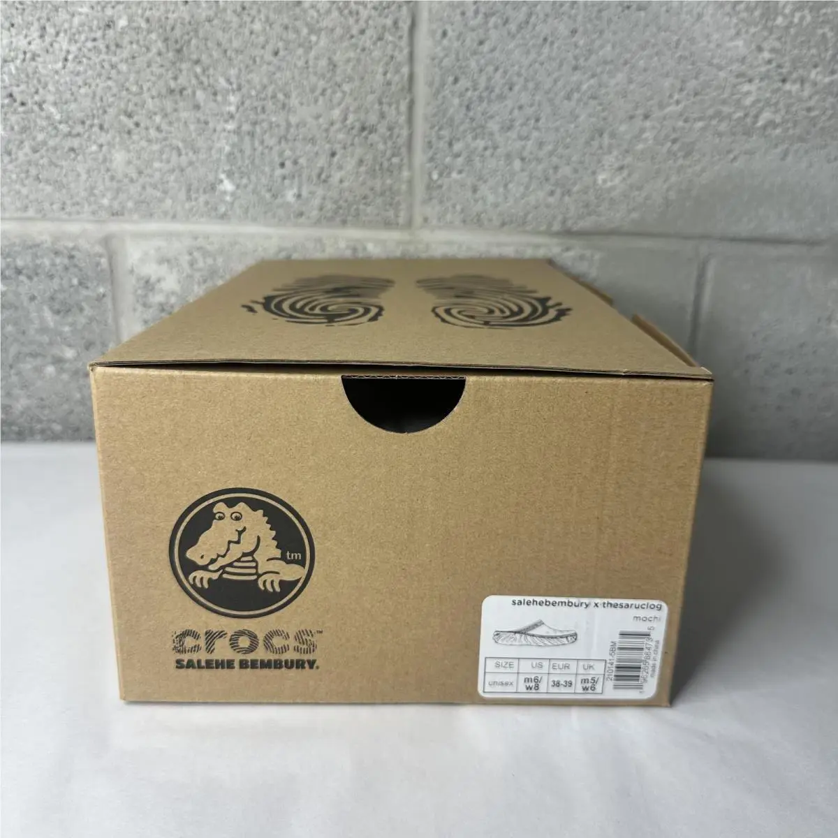 Crocs shoes - Crocs - 210141-5BM - Mochi 4