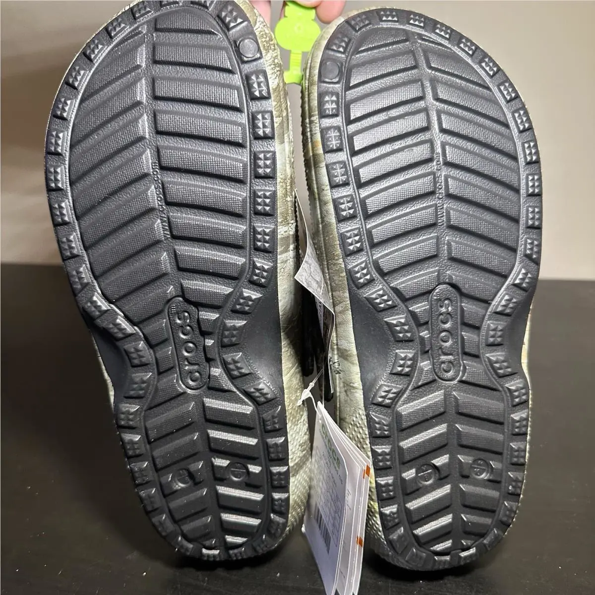 Crocs shoes - 210878-90H - 210879-90H - Green (UPC: 0196265891207) 4