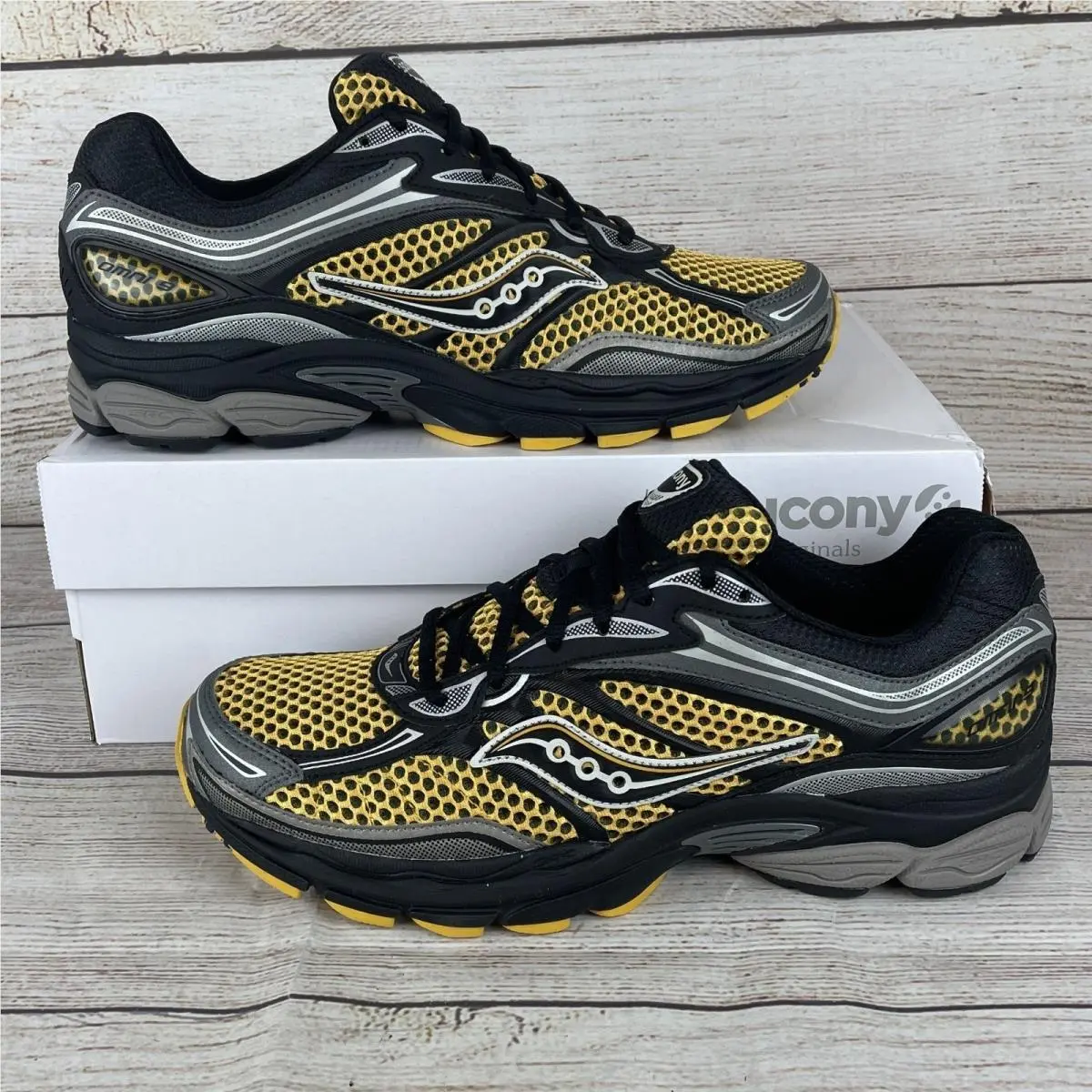 Saucony Progrid Omni 9 Mens Sz 11M Running Shoes Gold Carbon Black S70739-66