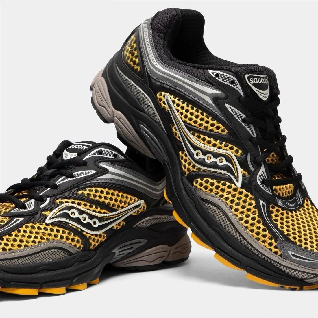 Saucony shoes - Saucony Progrid Omni 9 - Progrid Omni - S70739-66 - Gold (UPC: 195021438656) 2