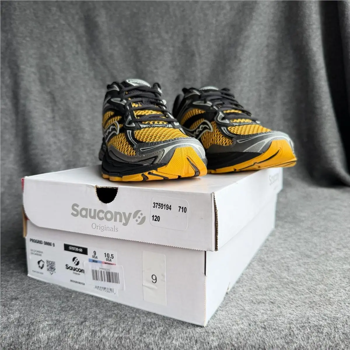 Saucony shoes - Saucony ProGrid Omni 9 - ProGrid Omni - S70739-66 - Gold 0