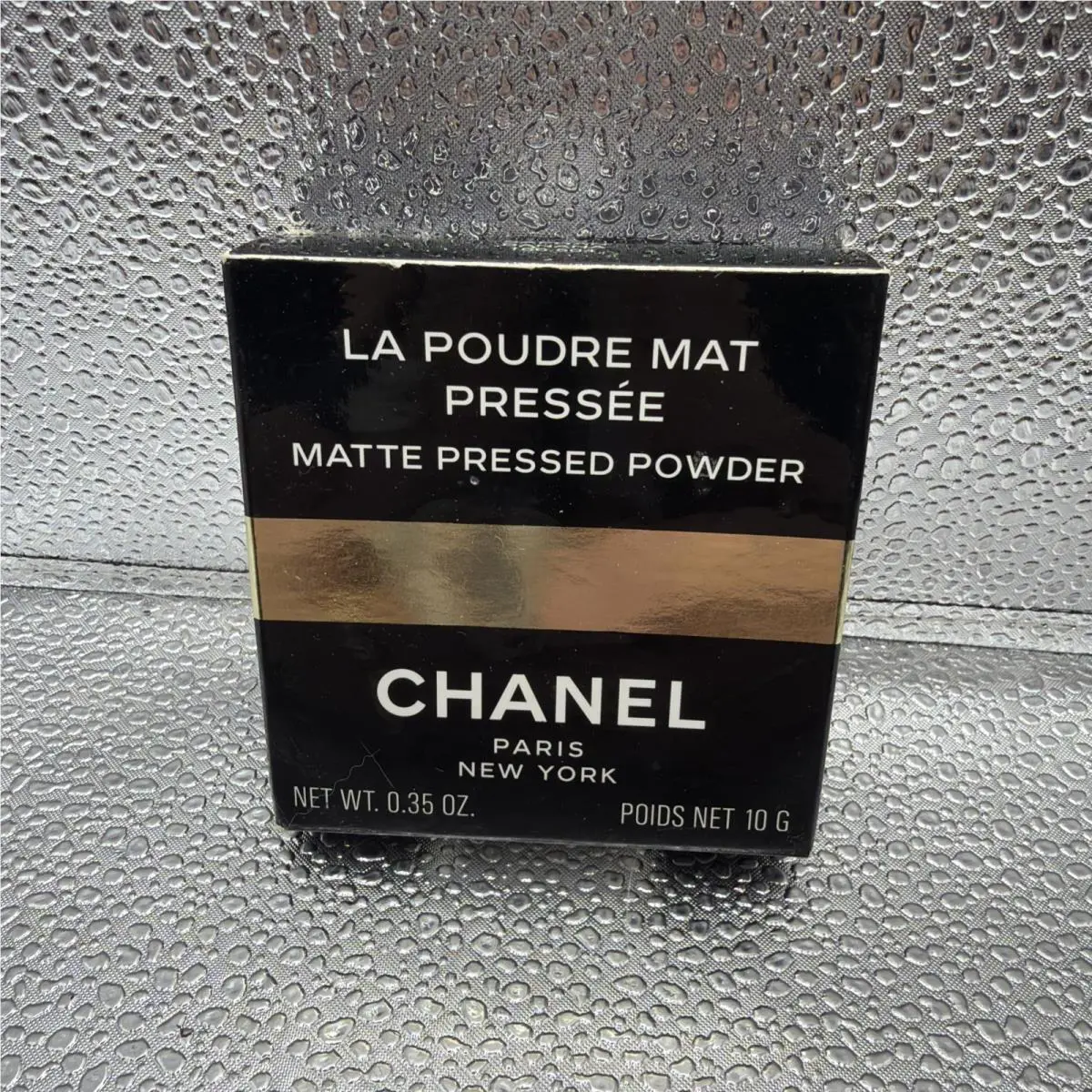 Chanel La Poudre Mat Pressee Powder Safran Banana 166.504 Pressed Powder B1 10 G