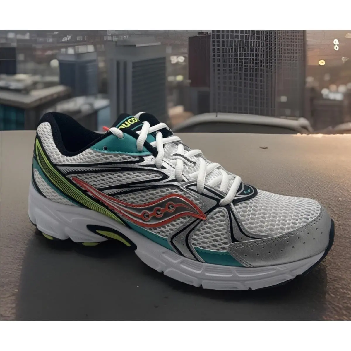 Men’s 8.5/Women’s 10 Saucony Ride Millennium Sneakers White / Mutant S70812-25