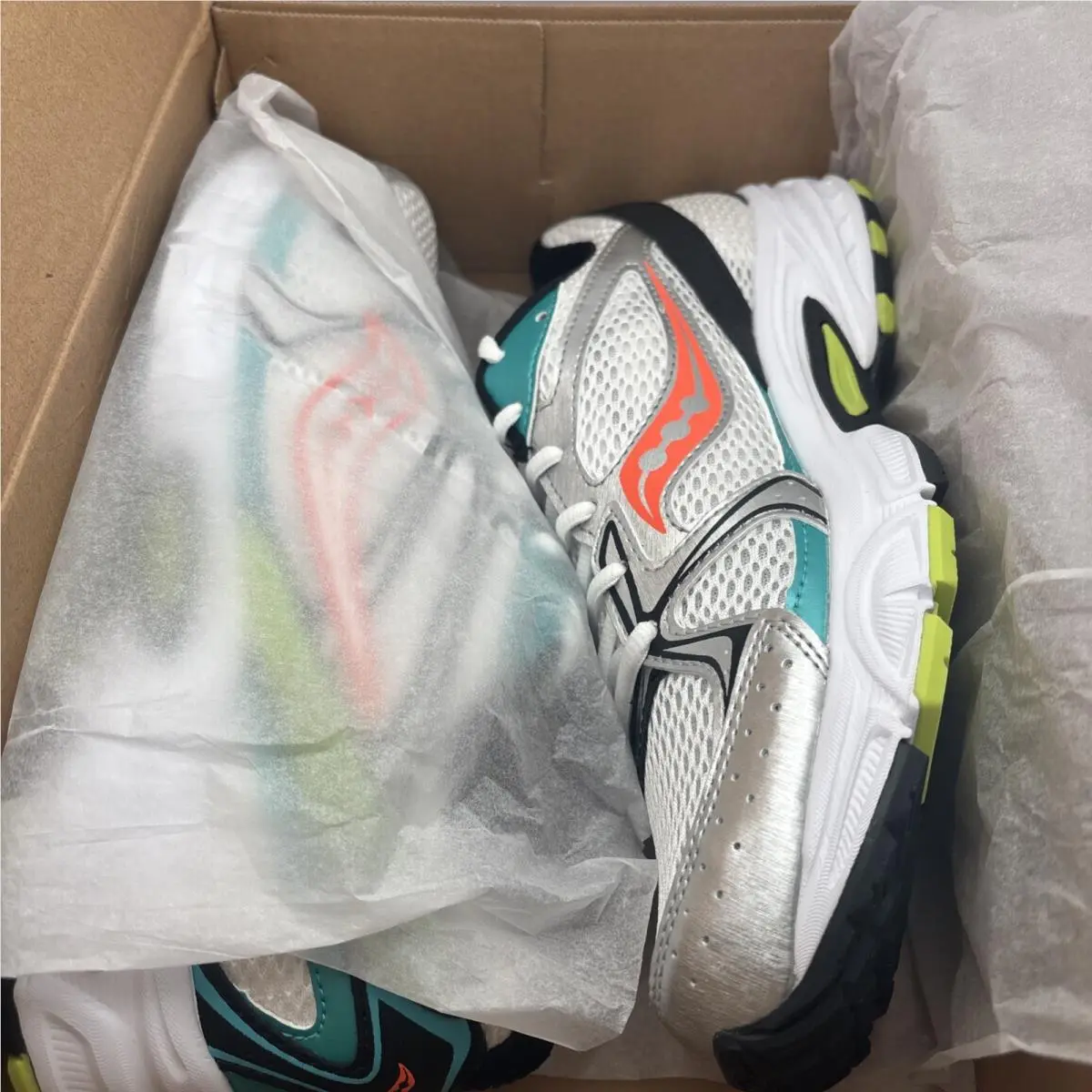 Saucony shoes - Saucony Millennium Ride - Millennium Ride - S70812-25 - White/silver/blue/orange 0