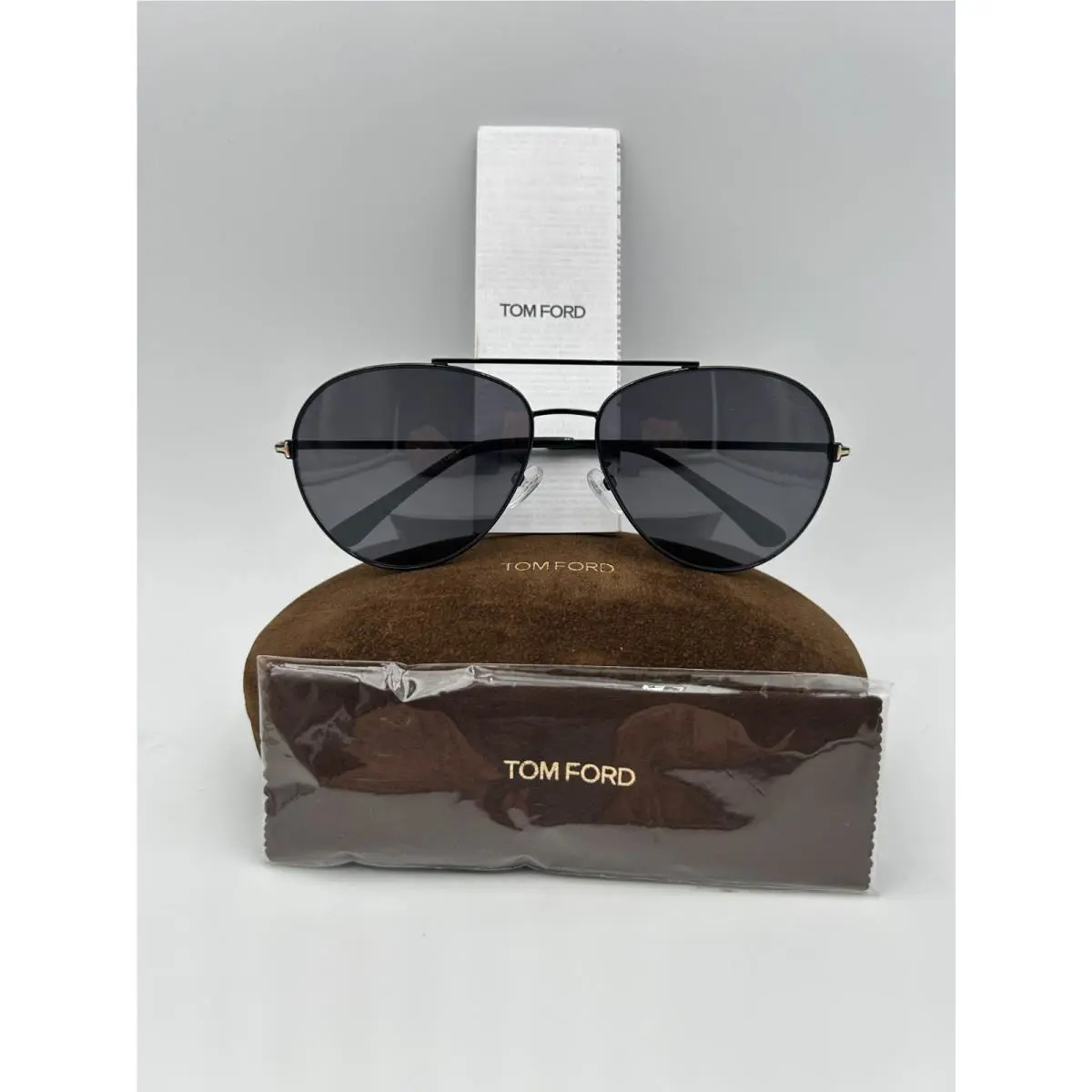 Tom Ford Sunglasses TF636-K 01D Black Gold Gray Polarized 62 16 145 Pilot