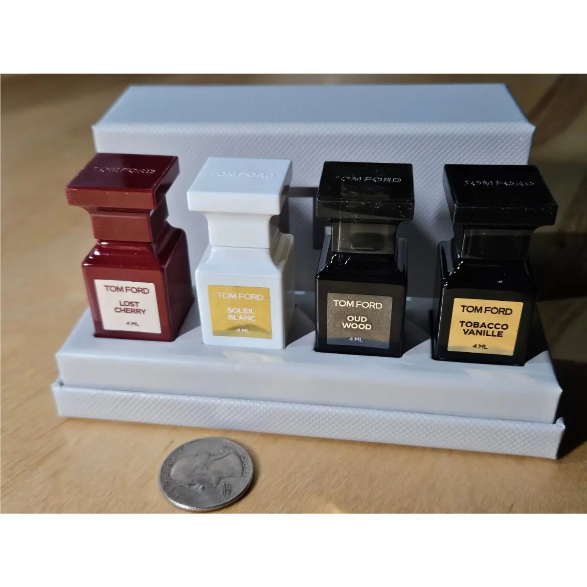 Tom Ford Private Blend Coffret Set 4 x 0.13 oz Oud Wood Soleil Blanc I4-2