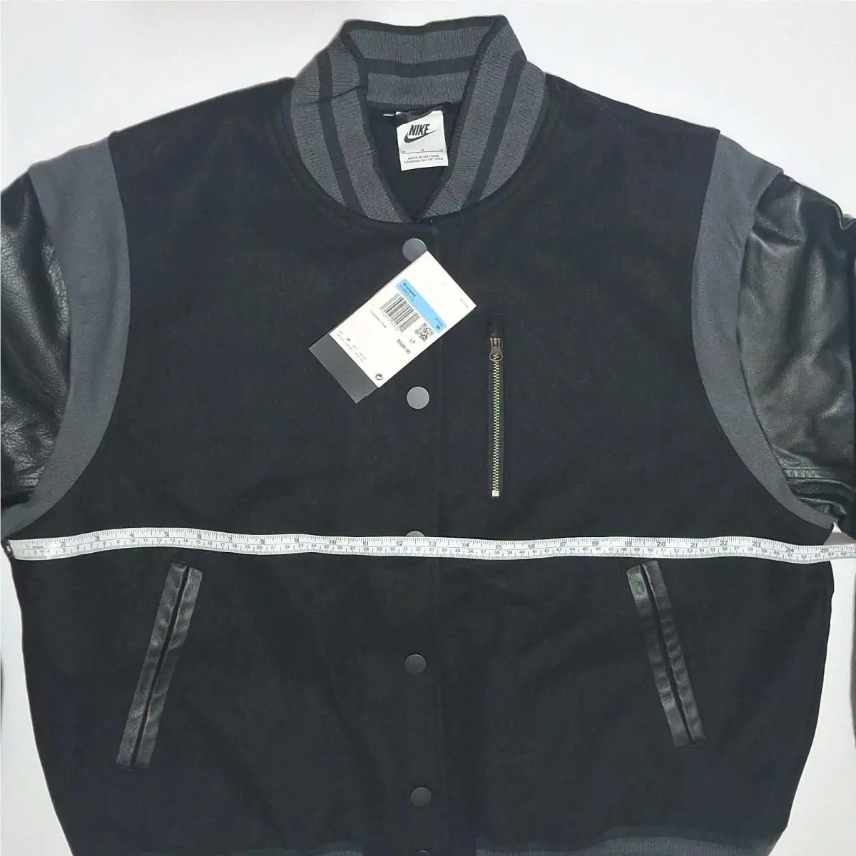 Nike clothing - Destroyer - Destroyer - FN3672 010 - Black (UPC: 196974929321) 1