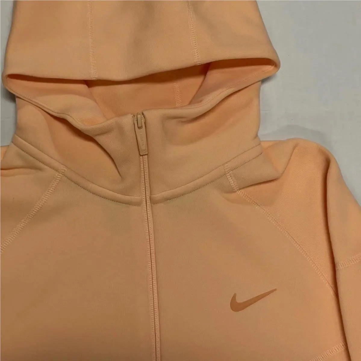 Nike clothing - Ice Peach (UPC: 197601412308) 0