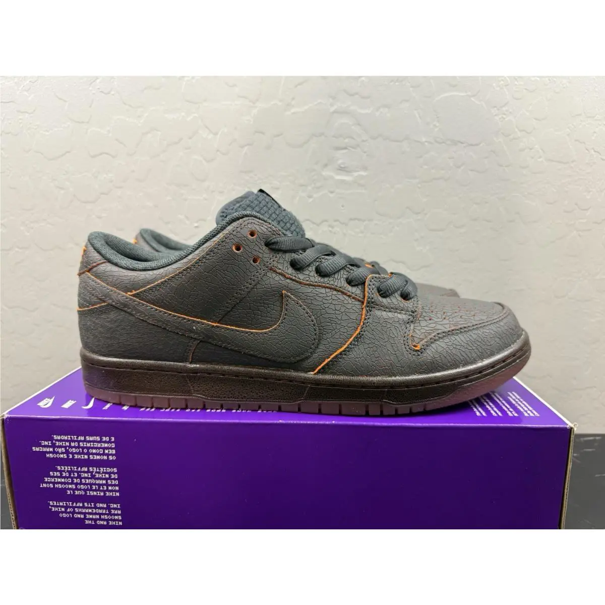 Nike shoes - Nike Dunk SB - Dunk - HV1668-001 - Gray 1