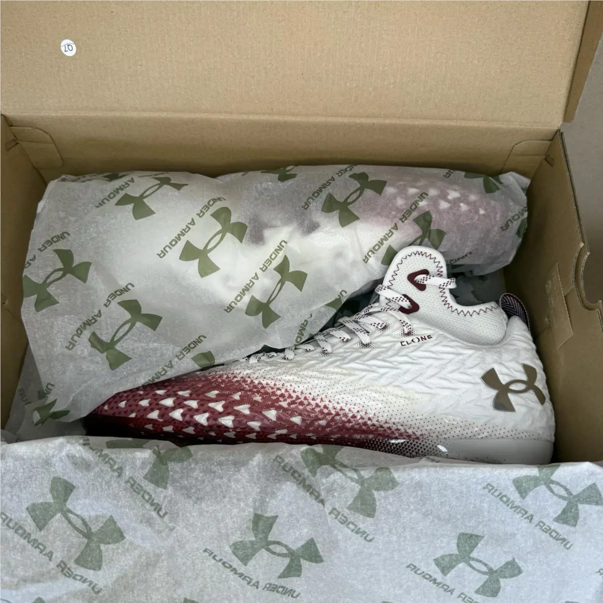 Under Armour shoes - Under Armour Spotlight MC - Spotlight - 3026334-107 - White (UPC: 0196040518367) 10