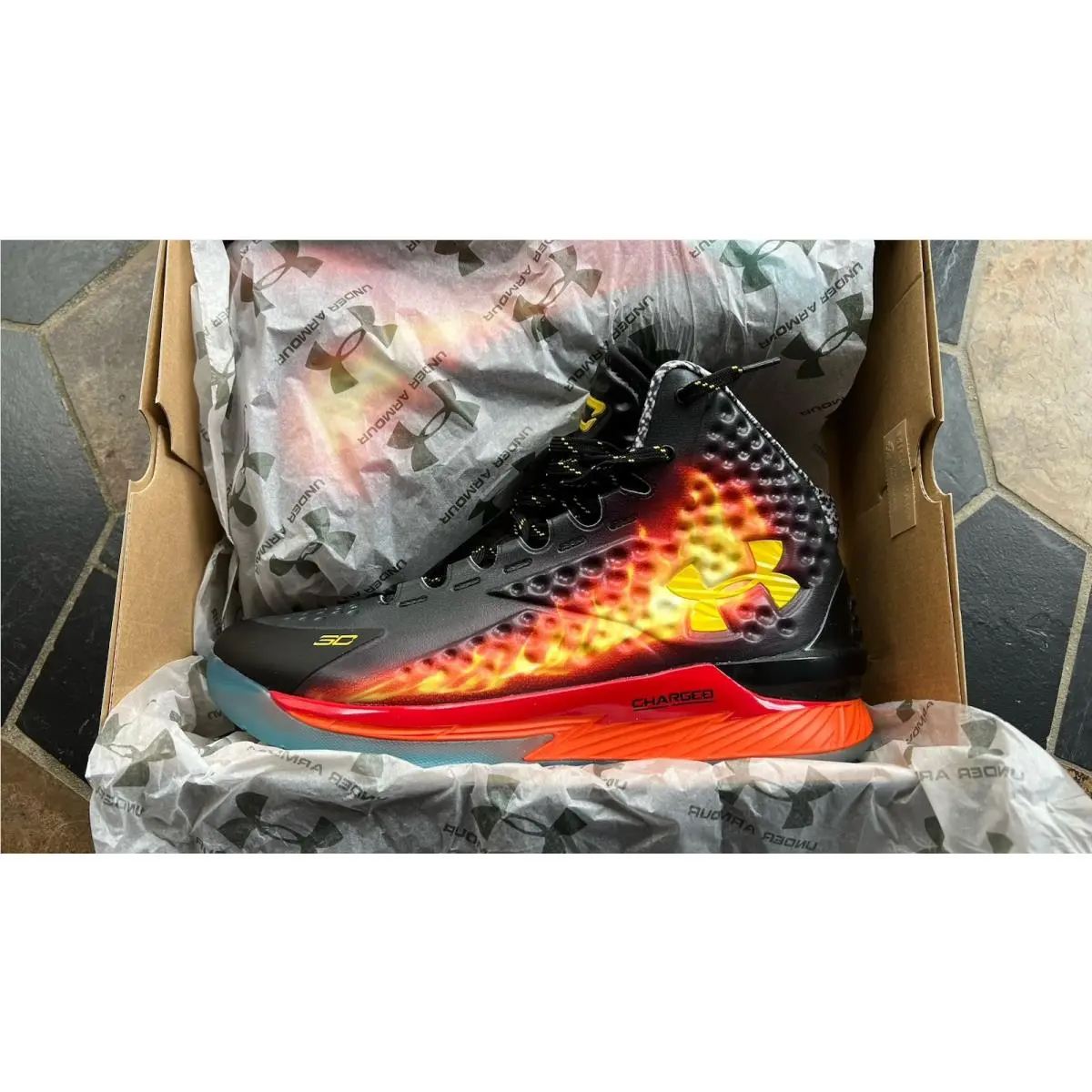 Under Armour shoes - Under Armour Curry 1 Retro - 3028138-001 - Black 0