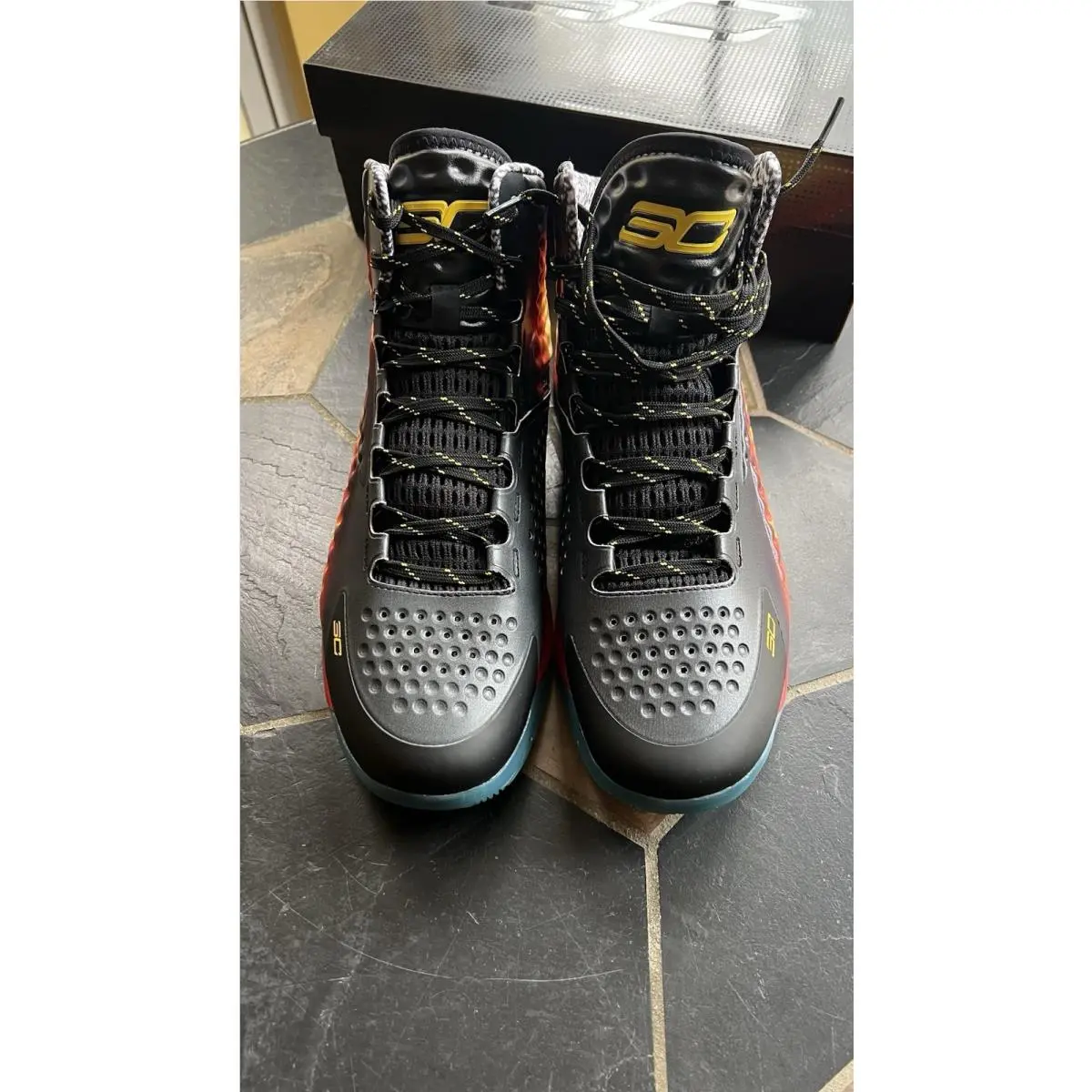 Under Armour shoes - Under Armour Curry 1 Retro - 3028138-001 - Black 1