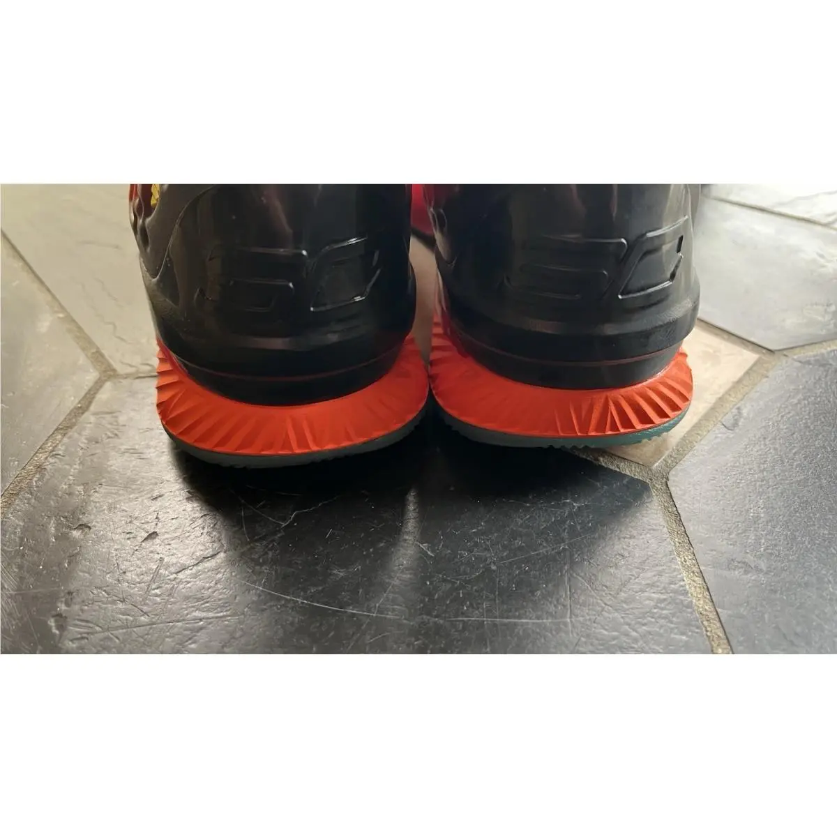 Under Armour shoes - Under Armour Curry 1 Retro - 3028138-001 - Black 3