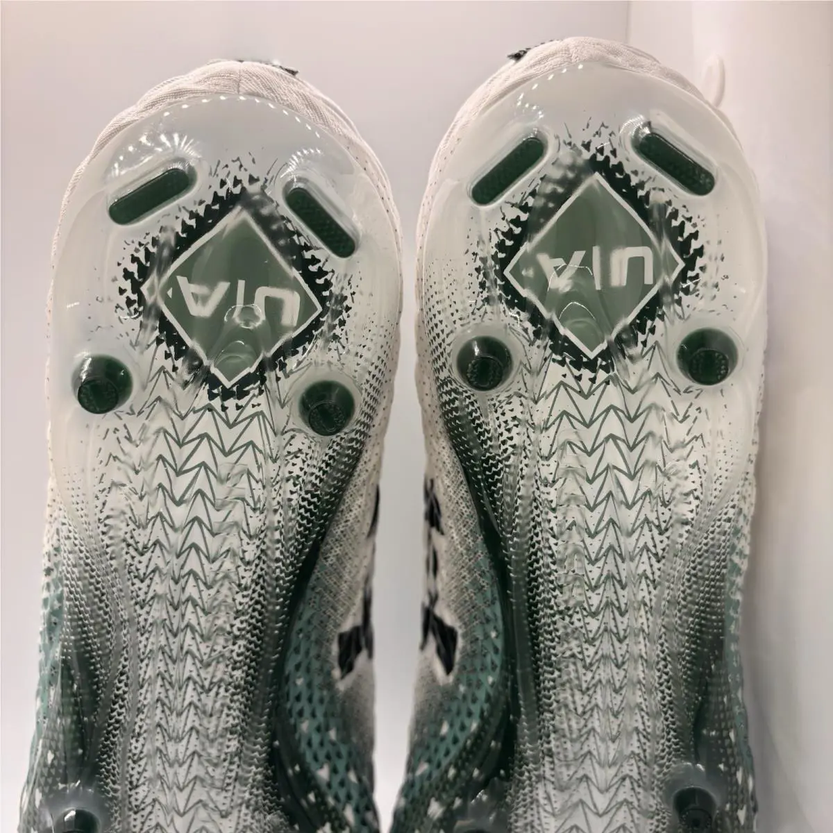 Under Armour shoes - Under Armour Spotlight MC - Spotlight - White, Green (UPC: 196040470290) 5