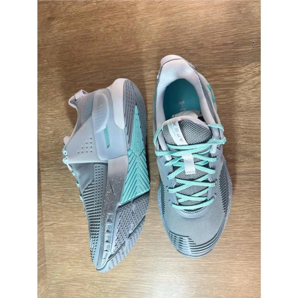 Under Armour shoes - Under Armour Apex - Apex - 3022209-300 - Gray 3