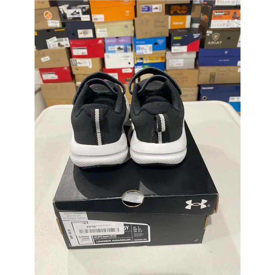 Under Armour shoes - Black 1