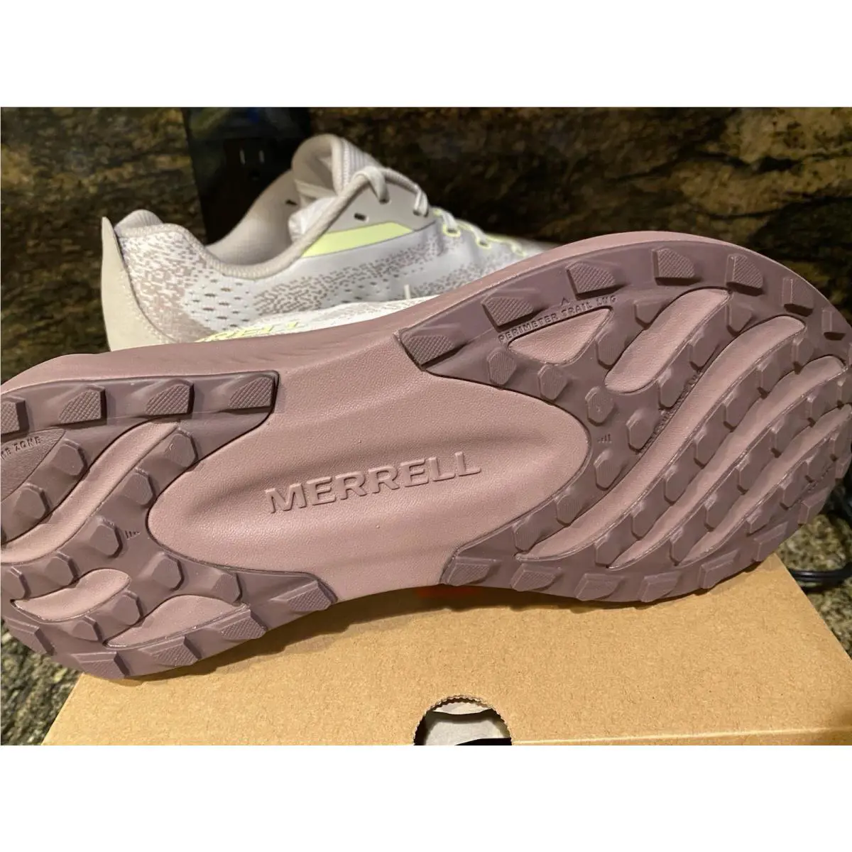 Merrell shoes - Parchment/Antler 2