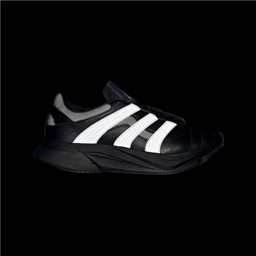 Adidas shoes - Core Black / Cloud White / Aurora Plum 7