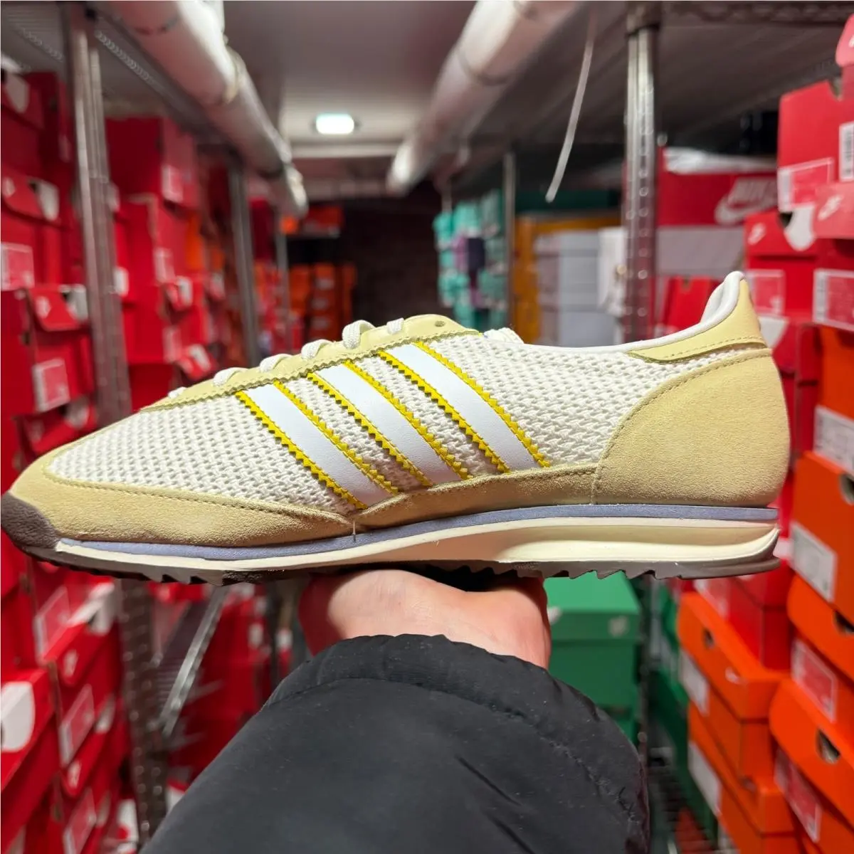 Adidas shoes - adidas SL72 W - JH7279 - Yellow 6