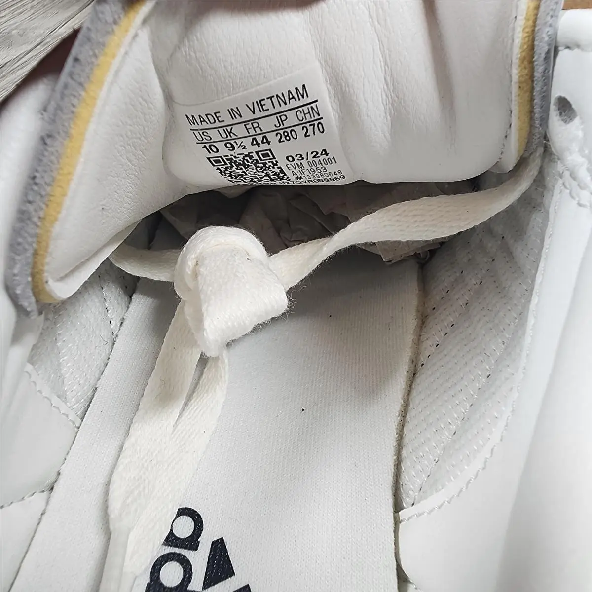 Adidas shoes - White 4