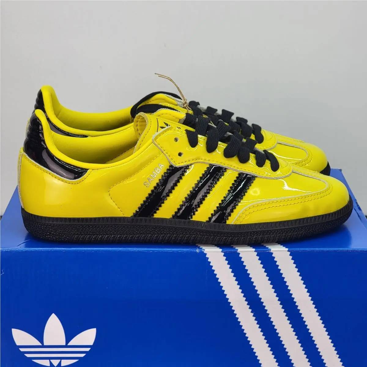 Adidas shoes - adidas Samba - Samba - JR8749 - Yellow 2