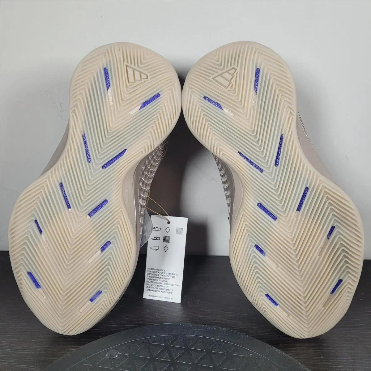 Adidas shoes - Adidas Anthony Edwards 1 J Low - JQ6132 - Brown 4