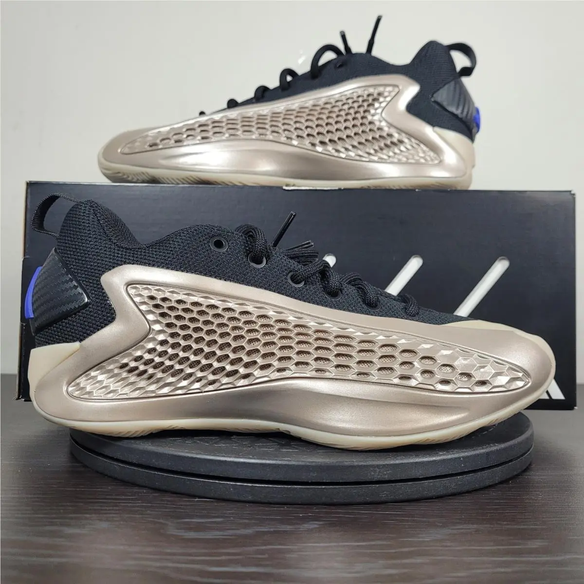 Adidas Anthony Edwards 1 J Low Basketball Shoes Brown Black JQ6132 Men`s Sz 5