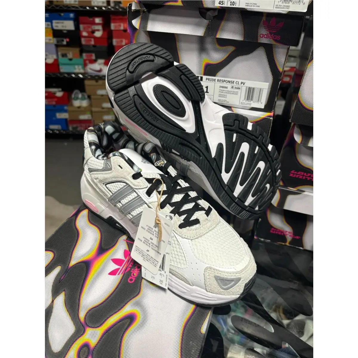 Adidas shoes - adidas Response CL - Response - IH8066 - Ecru Tint/Bronze Strata/Earth Strata 3