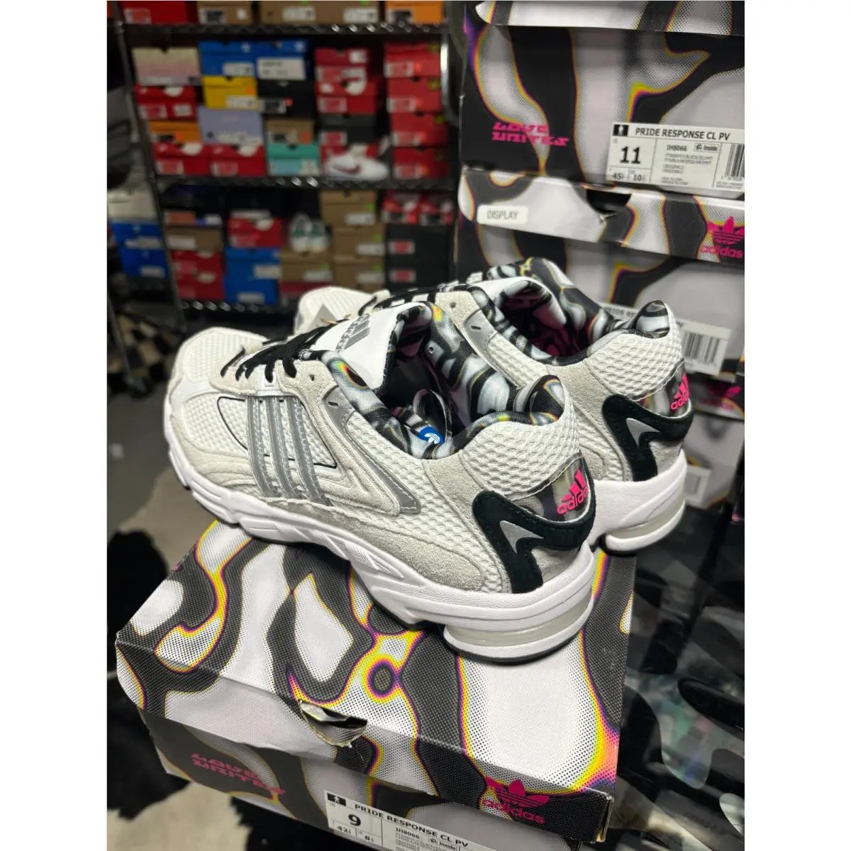 Adidas shoes - adidas Response CL - Response - IH8066 - Ecru Tint/Bronze Strata/Earth Strata 5