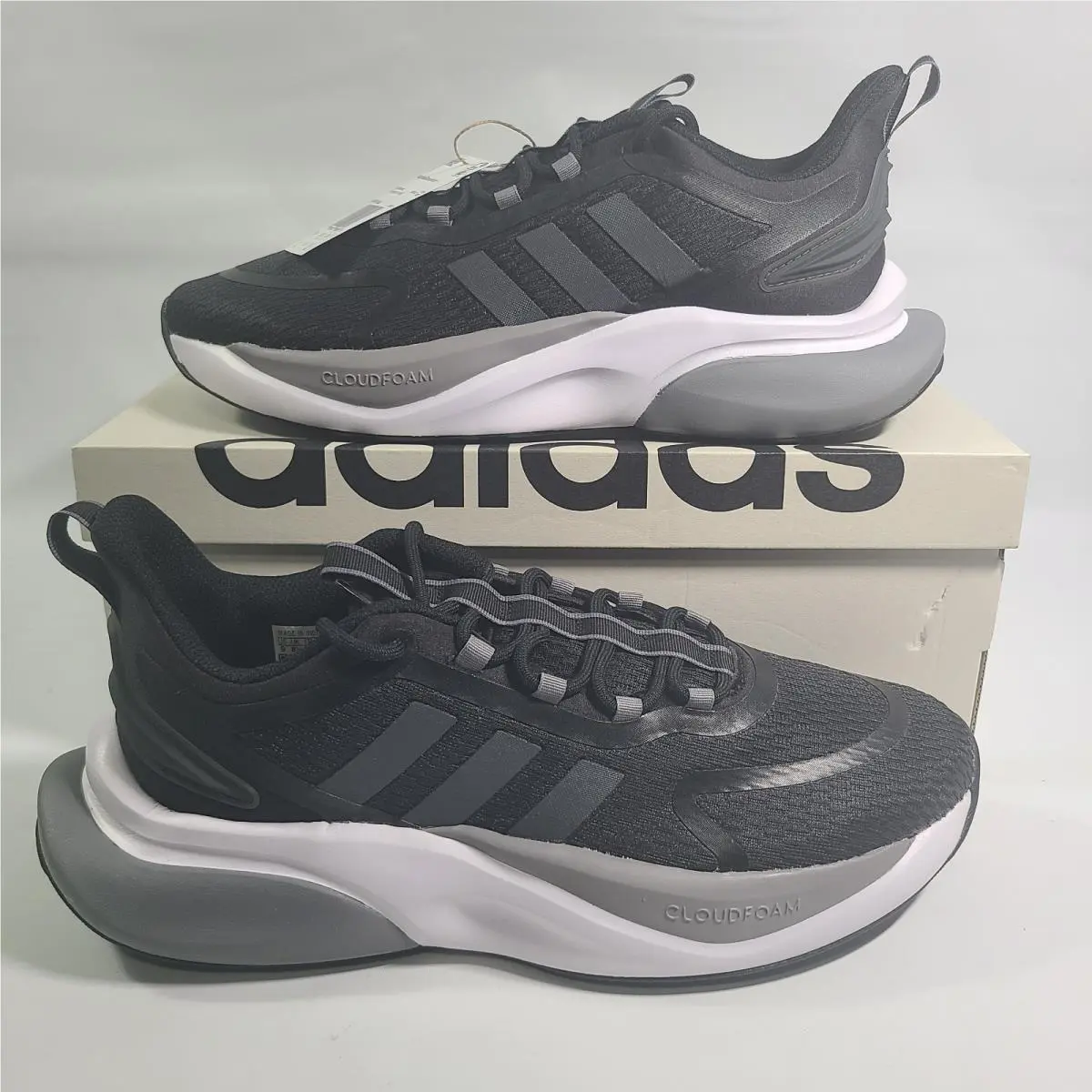 Adidas Alphabounce Men’s Running Shoe Size 9 Athletic Sneaker Black Trainers