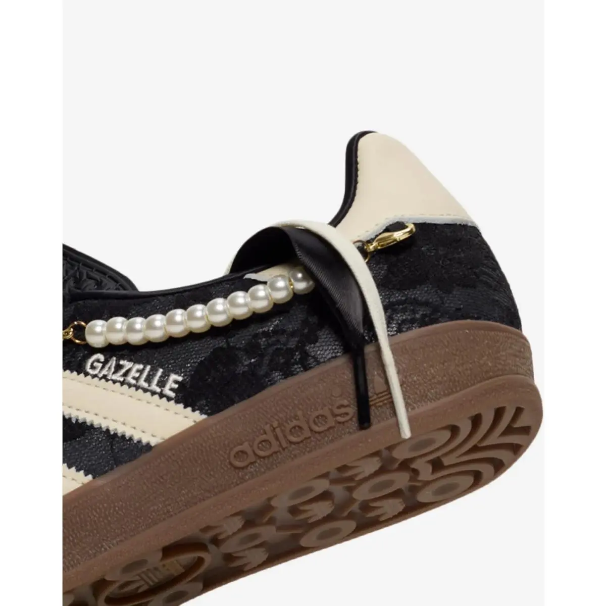 Adidas shoes - adidas Gazelle - Gazelle - HQ2624 - Black 5