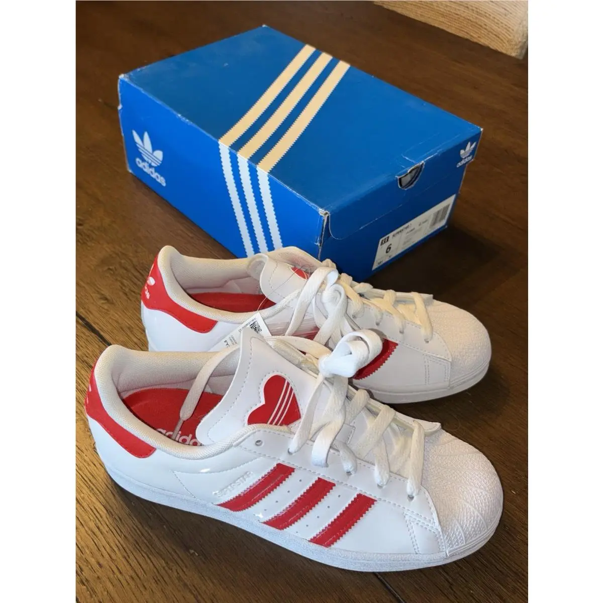 Adidas shoes - adidas Superstar - Superstar - HEARTS - White 1