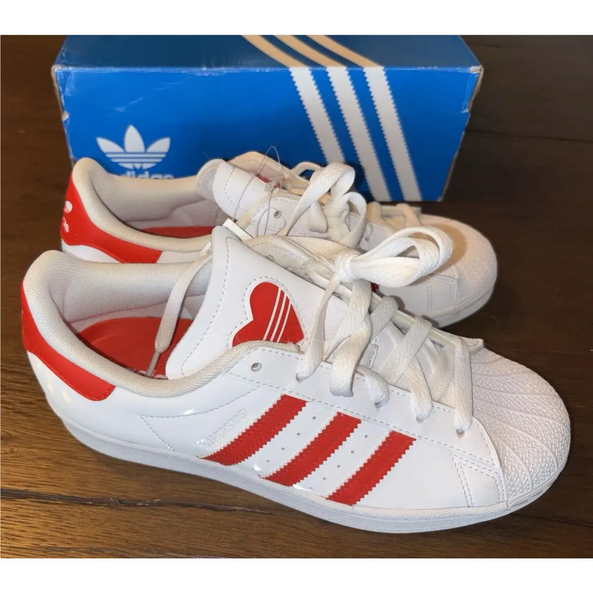 Adidas shoes - adidas Superstar - Superstar - HEARTS - White 2