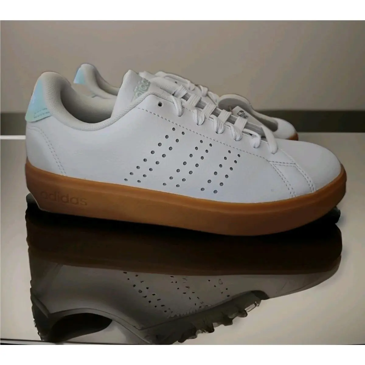 Adidas Advantage 20 Court Shoe Size 7 Womens White/mint Leather