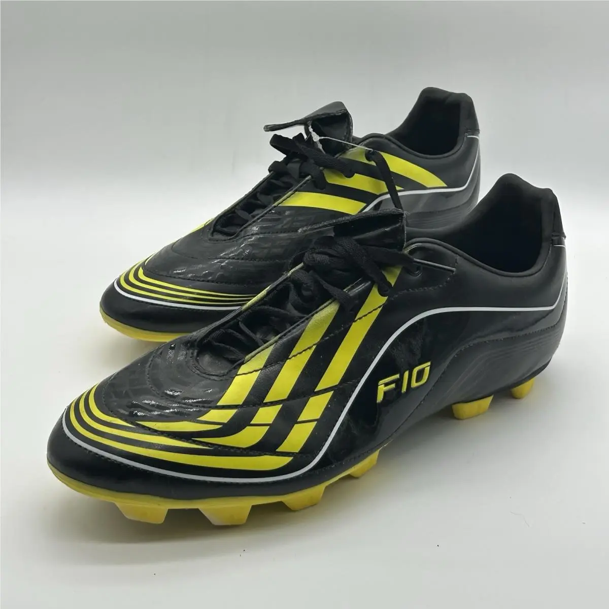 Adidas shoes - Black/Yellow 9