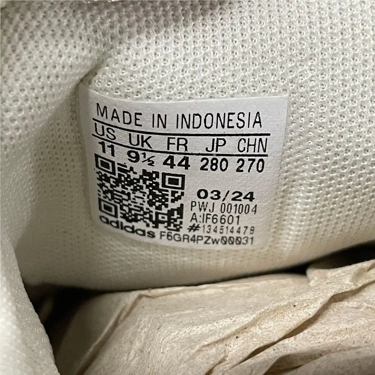 Adidas shoes - vs-176239 - vs-176239 - Ivory (UPC: 196471109455) 2