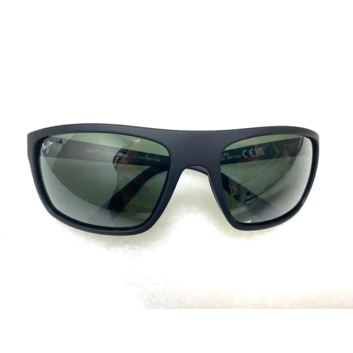 Maui Jim MJ0746-02MR - Byron Bay -matte Black Rubber - Neutral Grey