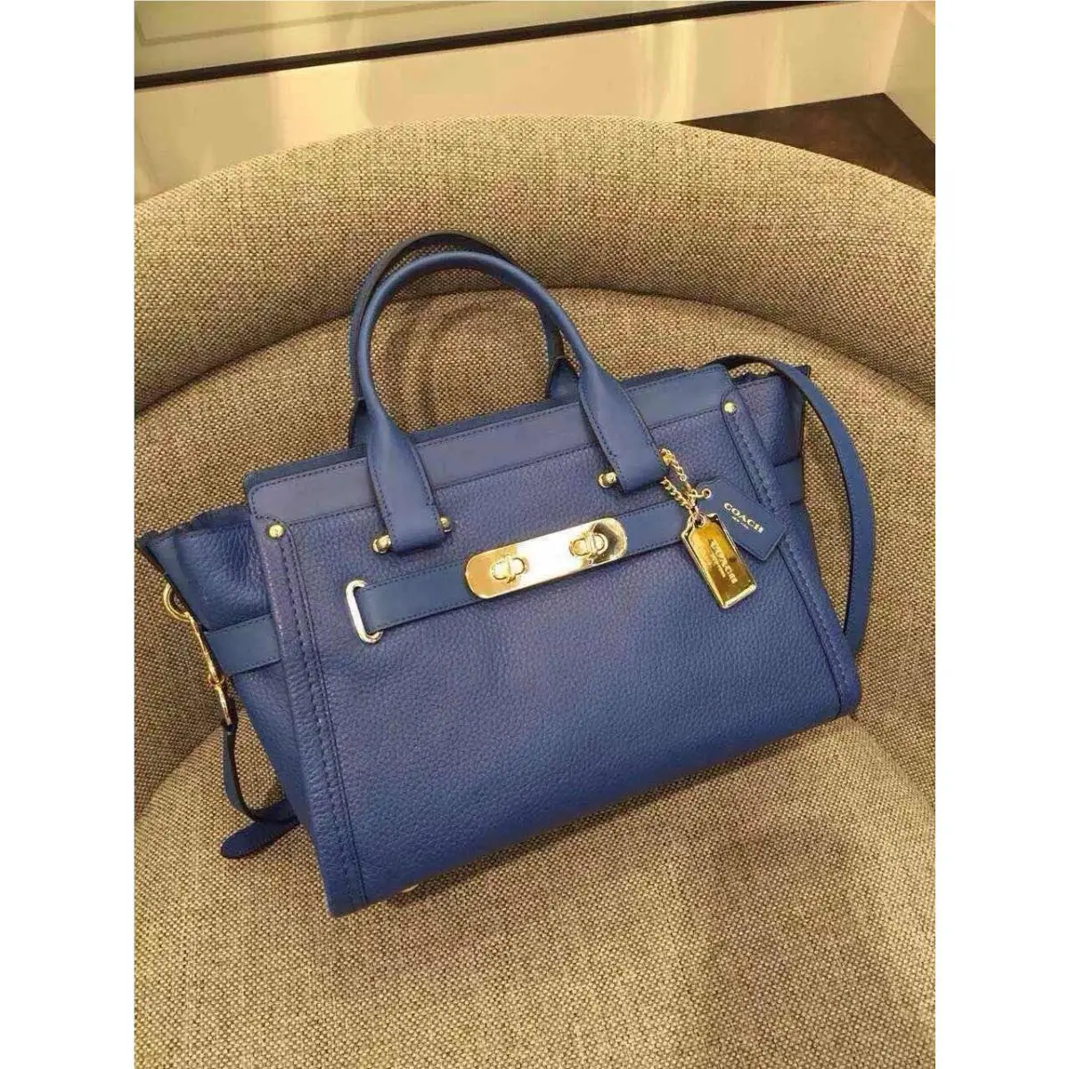 Blue Pebbled Leather Carryall Bag Medium Zip Tote Turnlock Accent by Coach