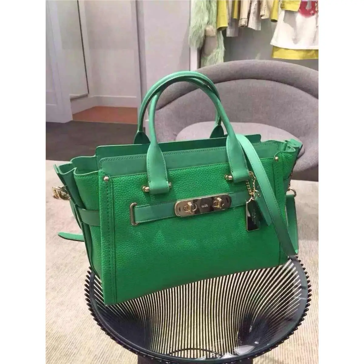 Coach Green Leather Satchel Handbag Structured Medium Shoulder Purse w/ Turnlock