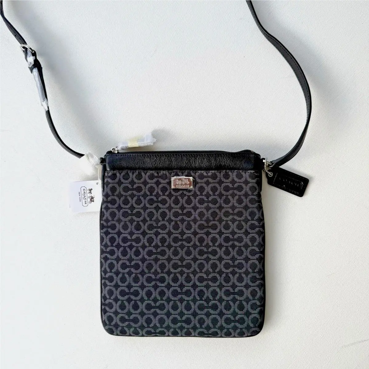 Coach Madison Op Art Crossbody Swingback Signature Print 52284E Black