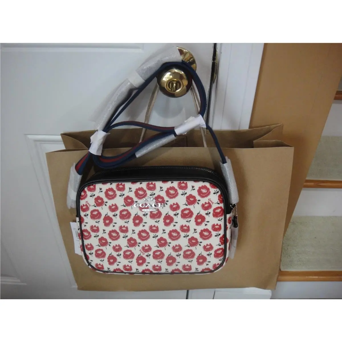 Jamie Camera Crossbody Bag IN Floral PRINT.$350.00 .100%AUTHENT1C by Coach