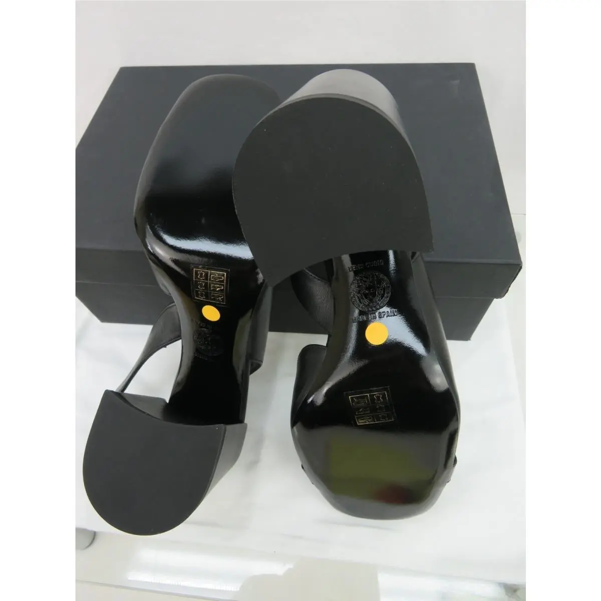 Versace shoes - 1012579 - 1012579 - Purple (UPC: 8056204696077) 4