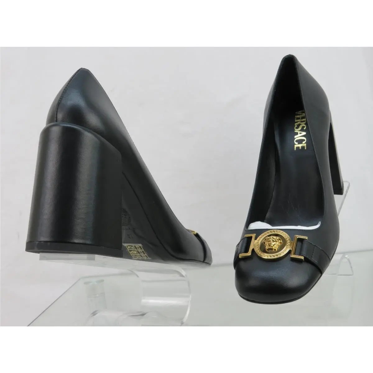 Versace shoes - 1014616 - 1014616 - Black (UPC: 8053609557590) 0
