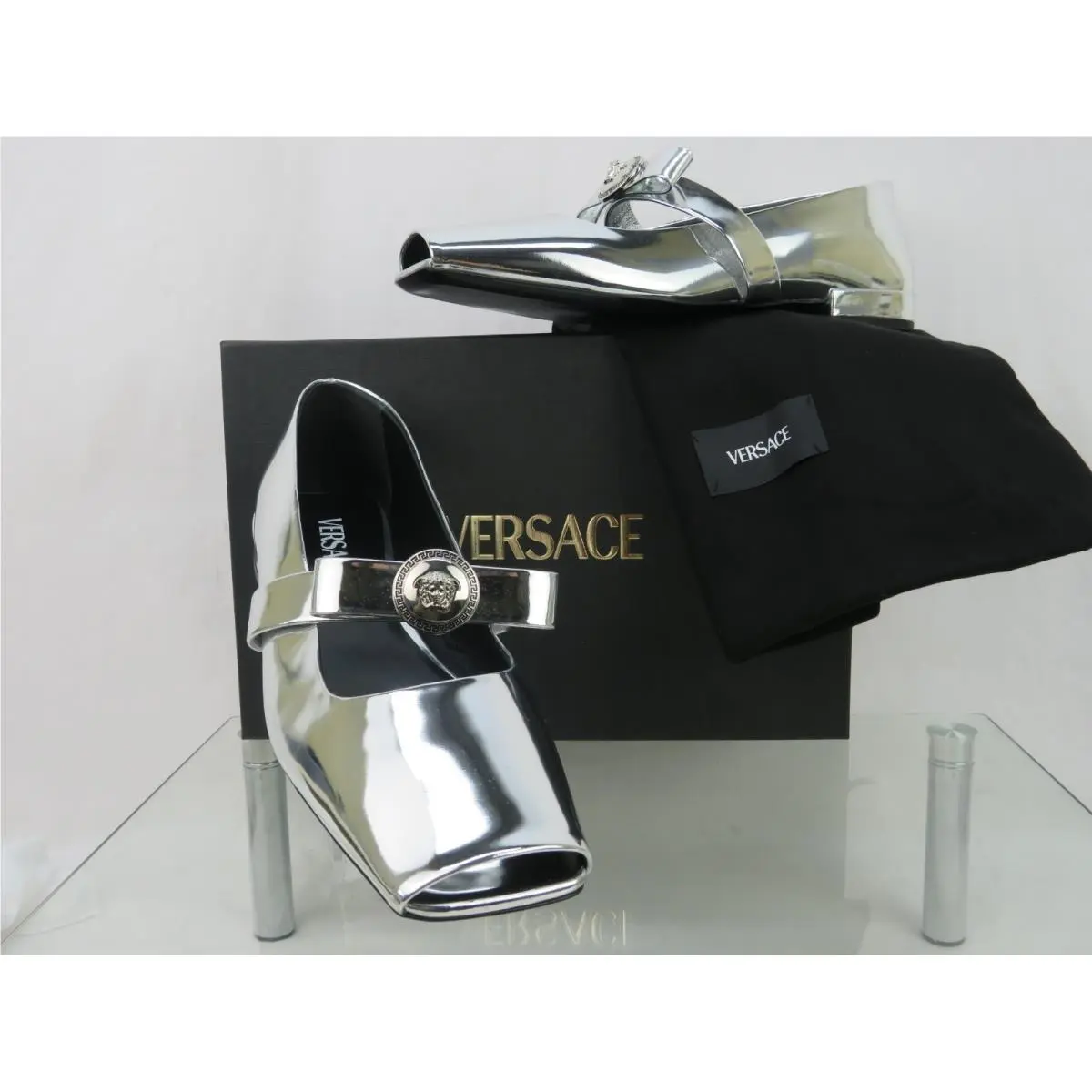 Versace Metallic Silver Leather Coin Medusa Head Logo Bow Flats 40 10 Italy